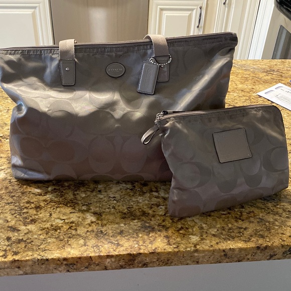 Coach Handbags - Coach nylon weekender tote with cosmetic bag